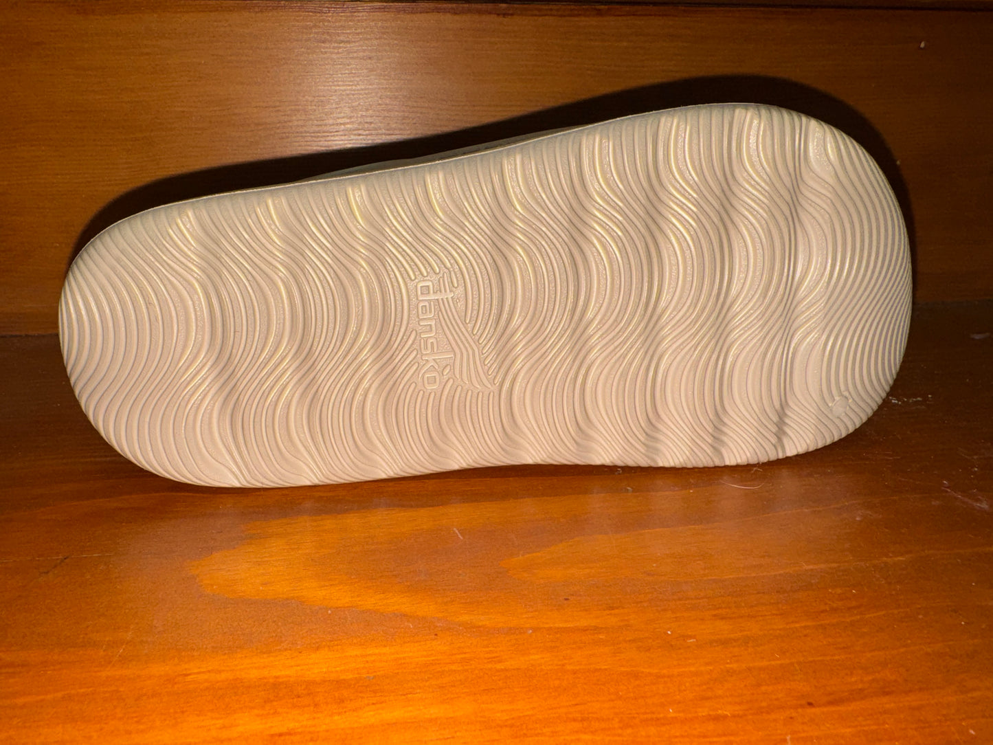 Dansko Devyn Sand