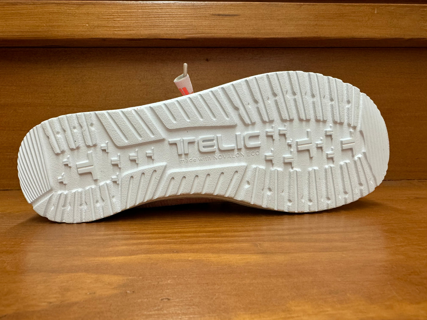 Telic Wave Coral Reef Women's