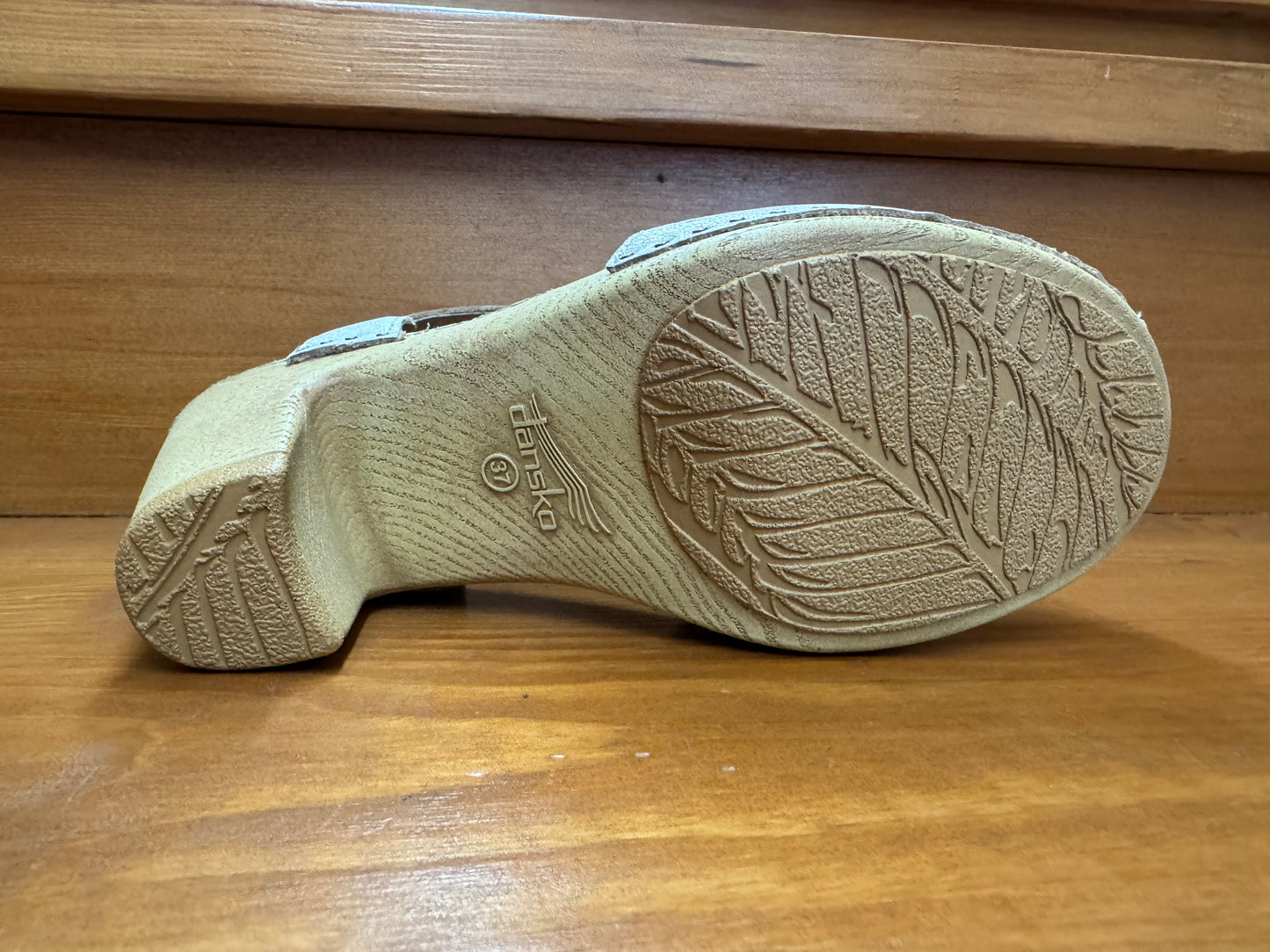 Dansko Teagan White Vintage Leather
