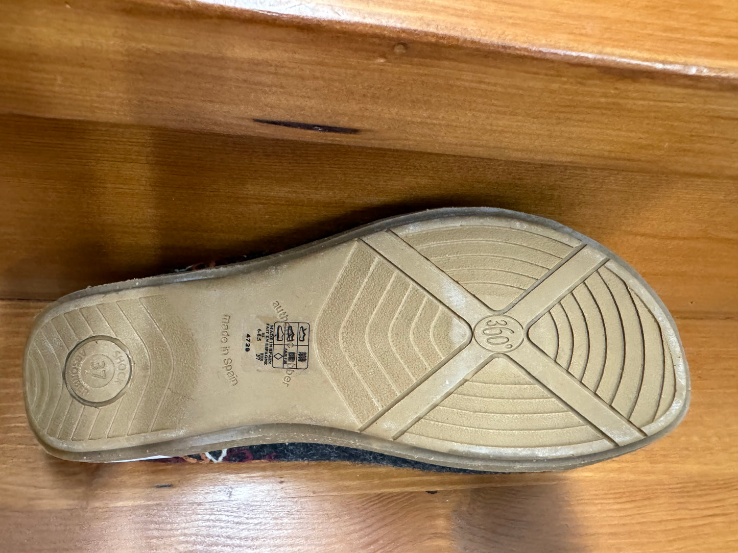 Taos Woolflower Charcoal