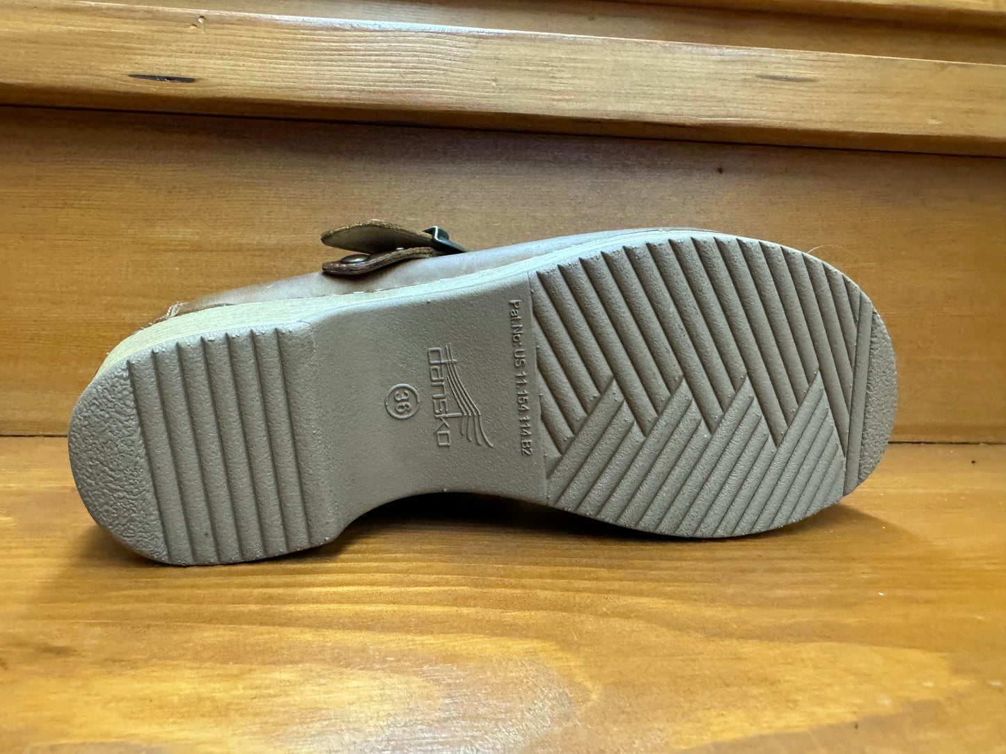 Dansko Baylor Tan Oiled