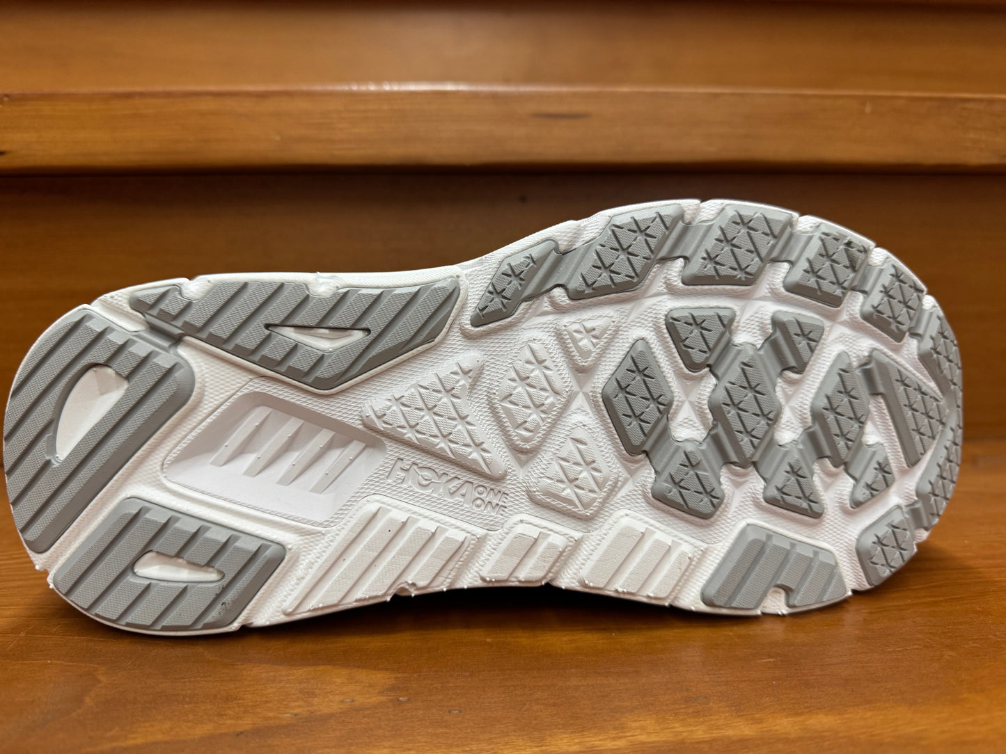 Hoka Arahi 7 Outerspace/White 1147850-OPC & 1147870-OPC