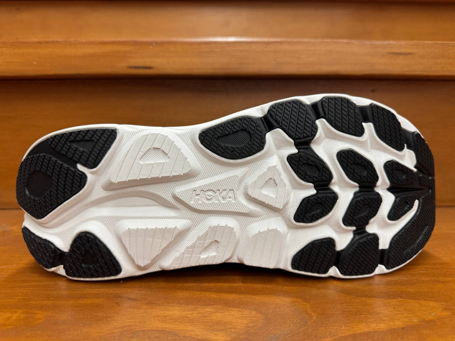 Hoka Clifton 10 Black/White 1162030-BWHT & 1162051-BWHT