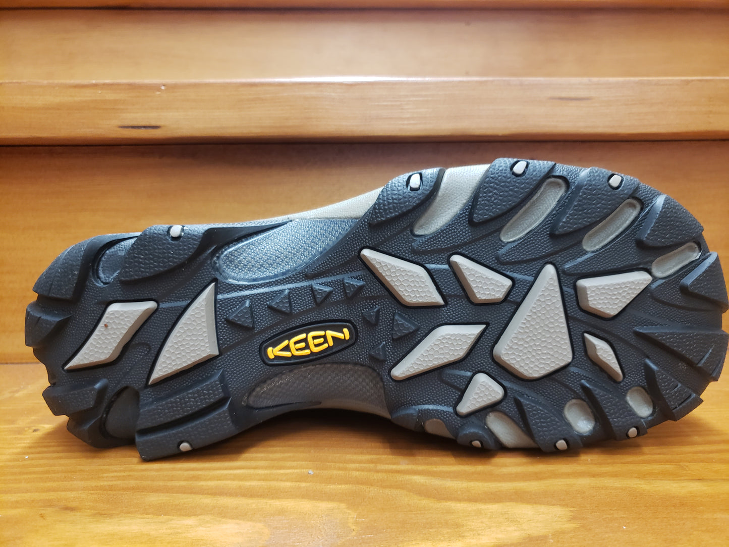 Keen Targhee II Mid WP shitake/ brindle 1008418/1012126