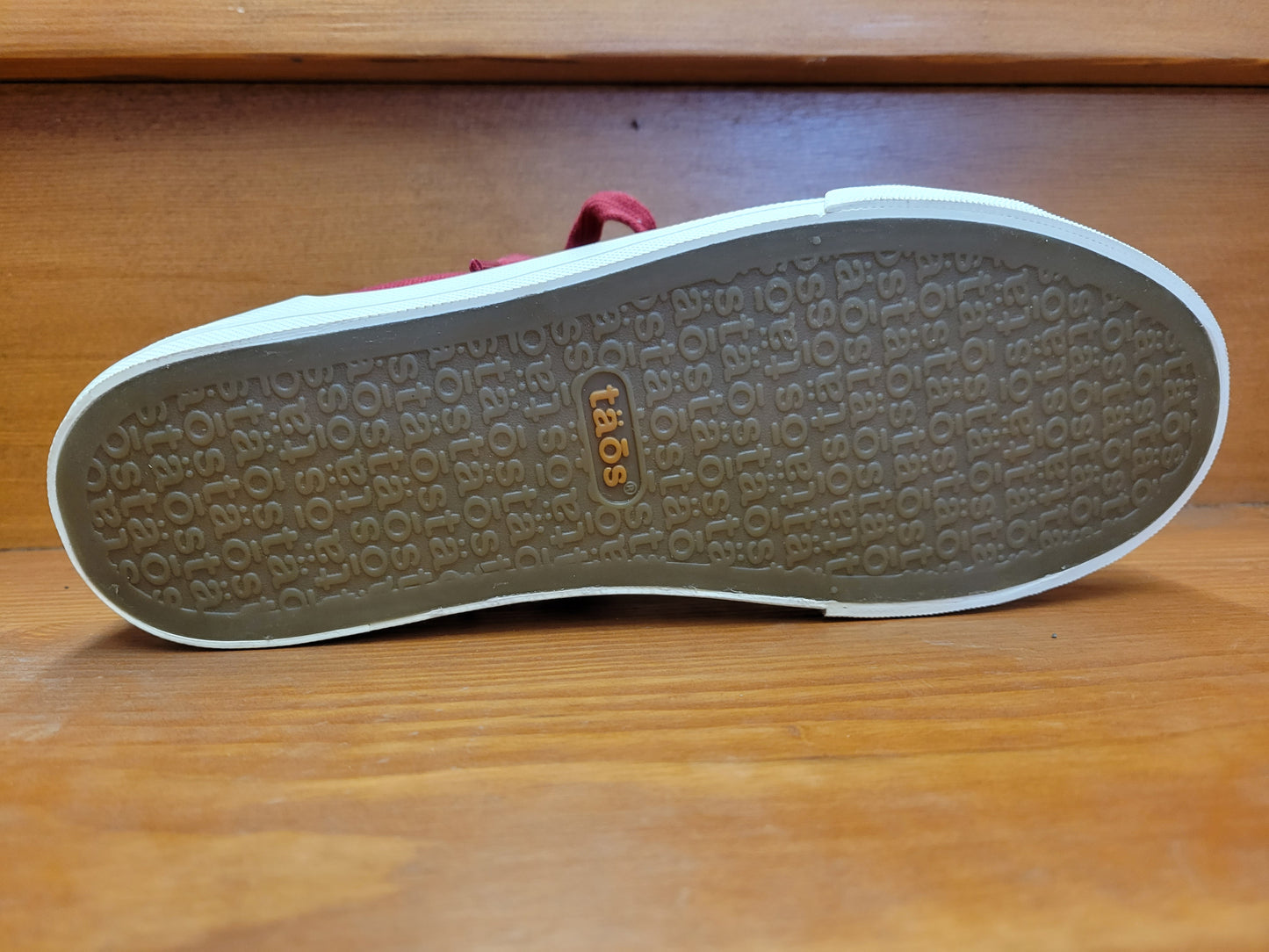 Taos Plim Soul Red canvas