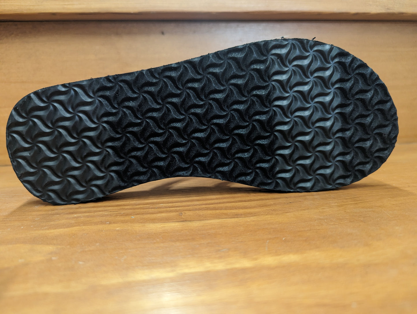 Teva Olowahu Flower Loom Navy 6840 FLNY