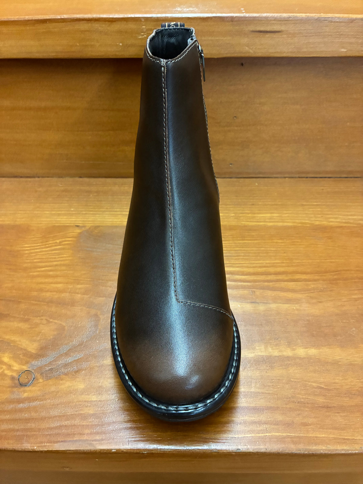 Taos Uptown Dark Brown