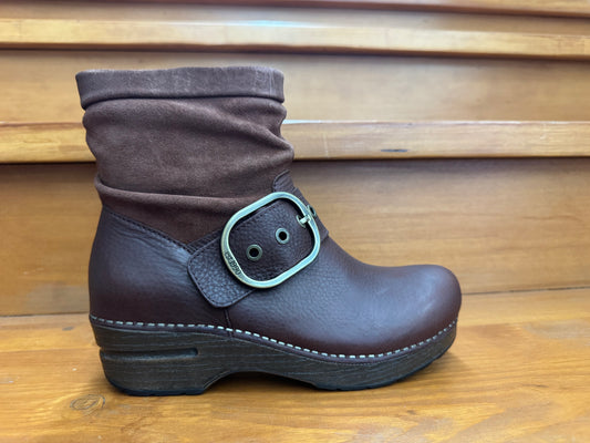Dansko Pearson Boot Mahogany