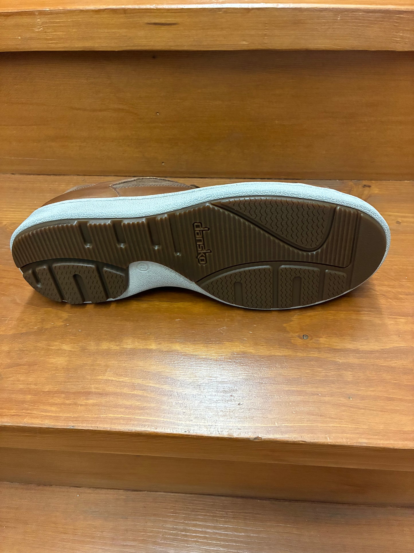 Dansko Trevor Tan