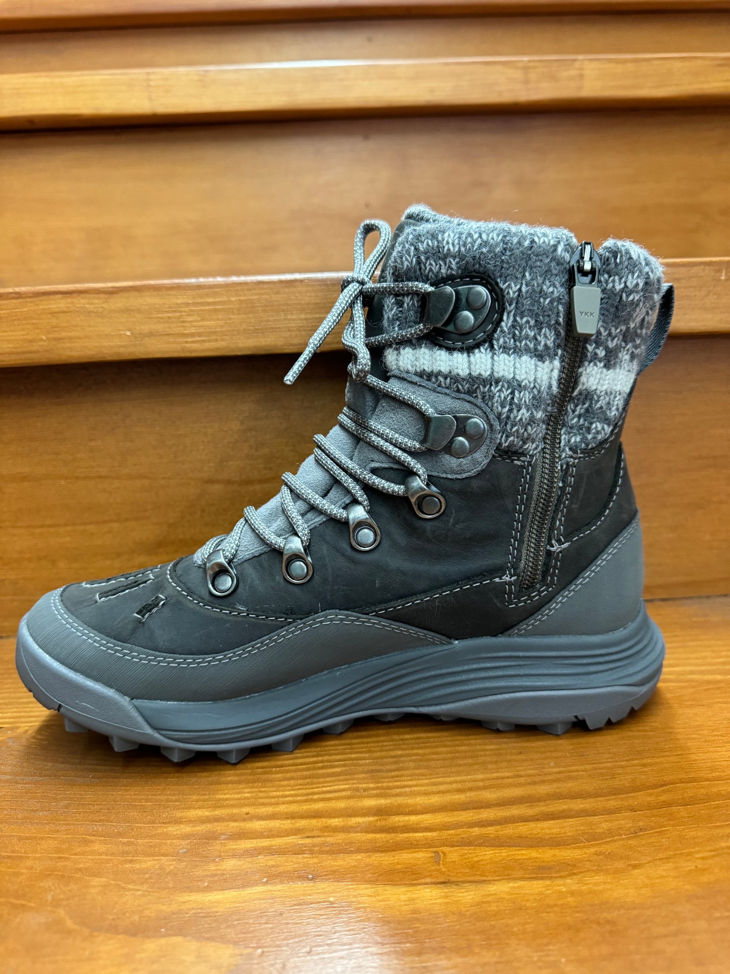 Merrell Siren 4 Thermo Mid Zip WP Charcoal J038208