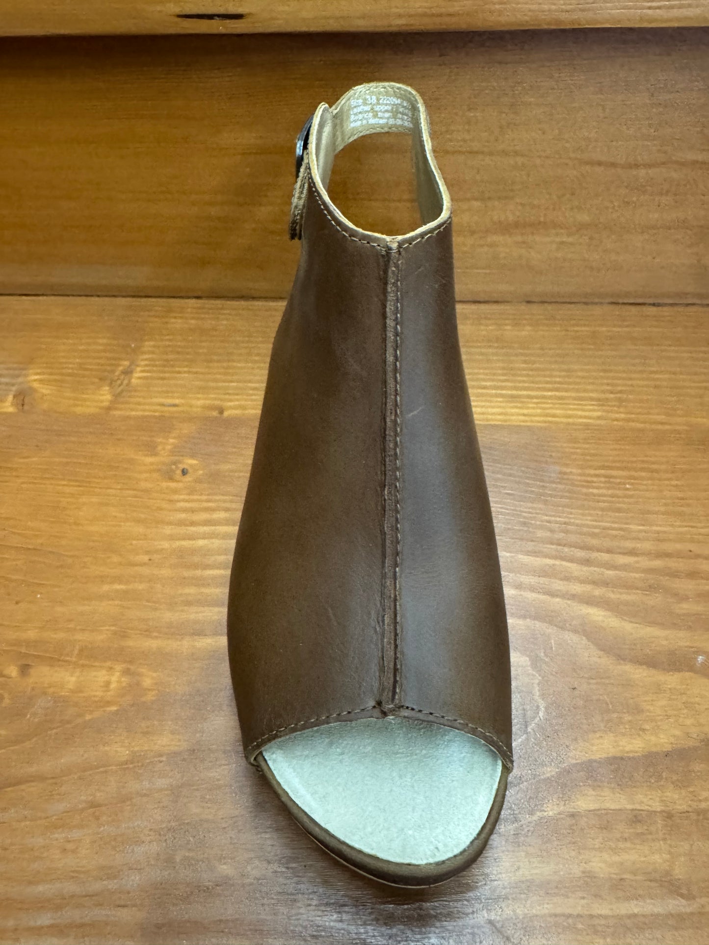 Dansko Lizzy Tan Oiled