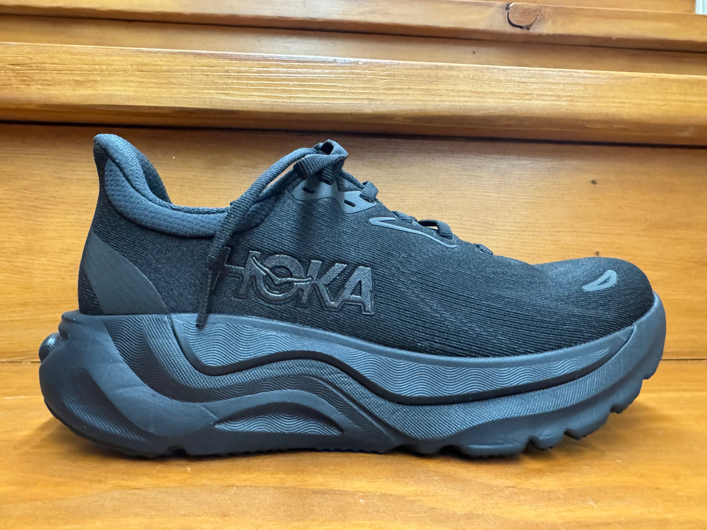 Hoka Arahi 8 Black/Black 1168691-BBLC & 1168711-BBLC