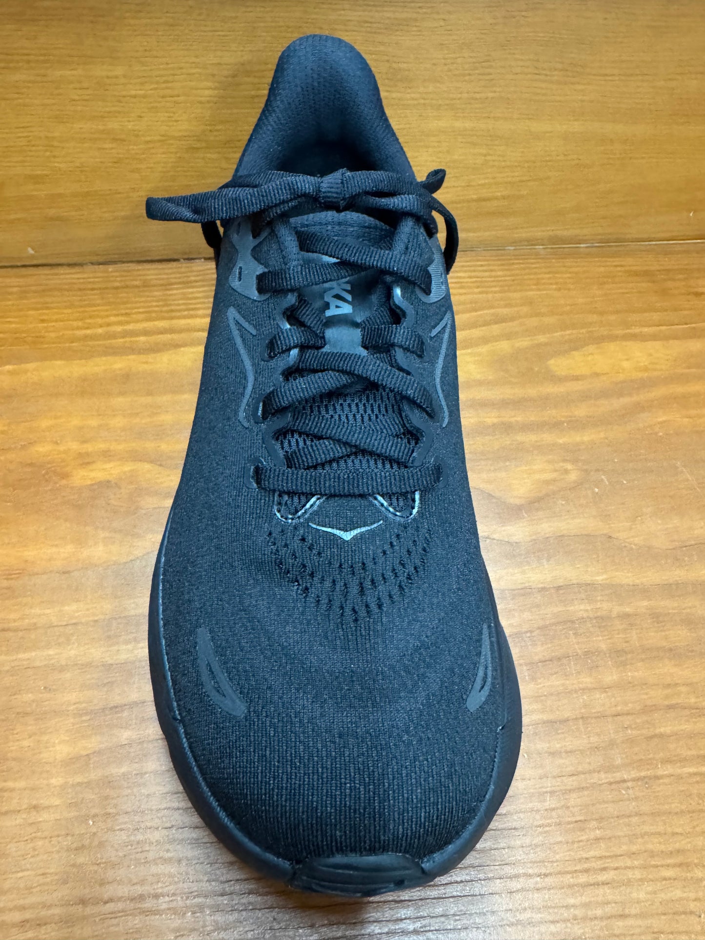 Hoka Arahi 8 Black/Black 1168691-BBLC & 1168711-BBLC