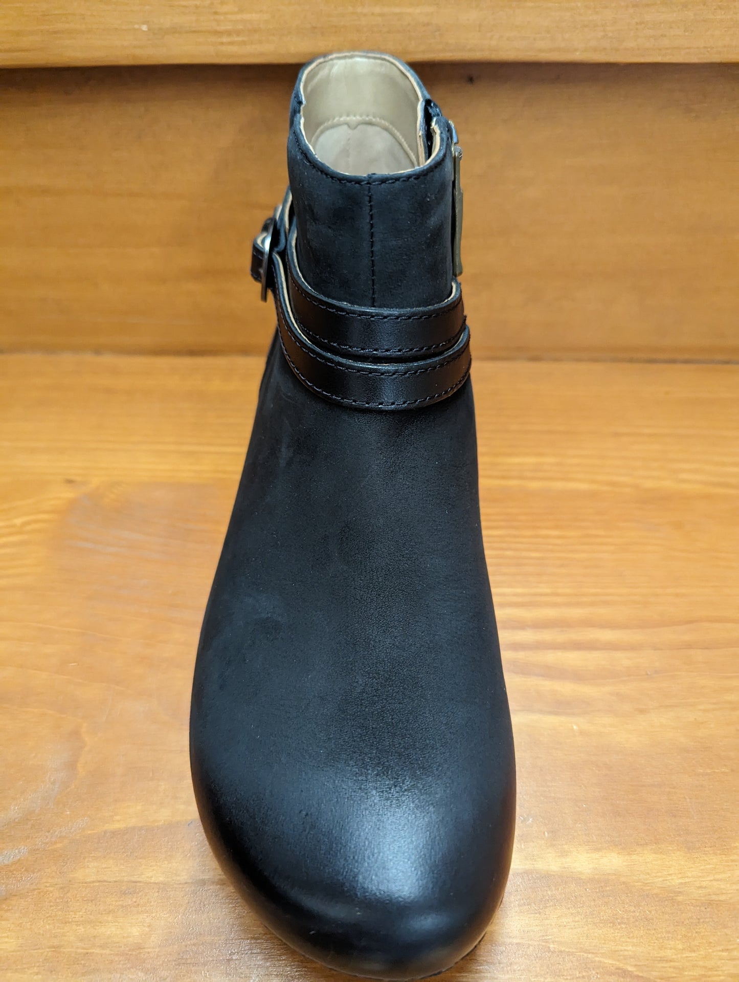 Dansko Brook Black Burnished Nubuck
