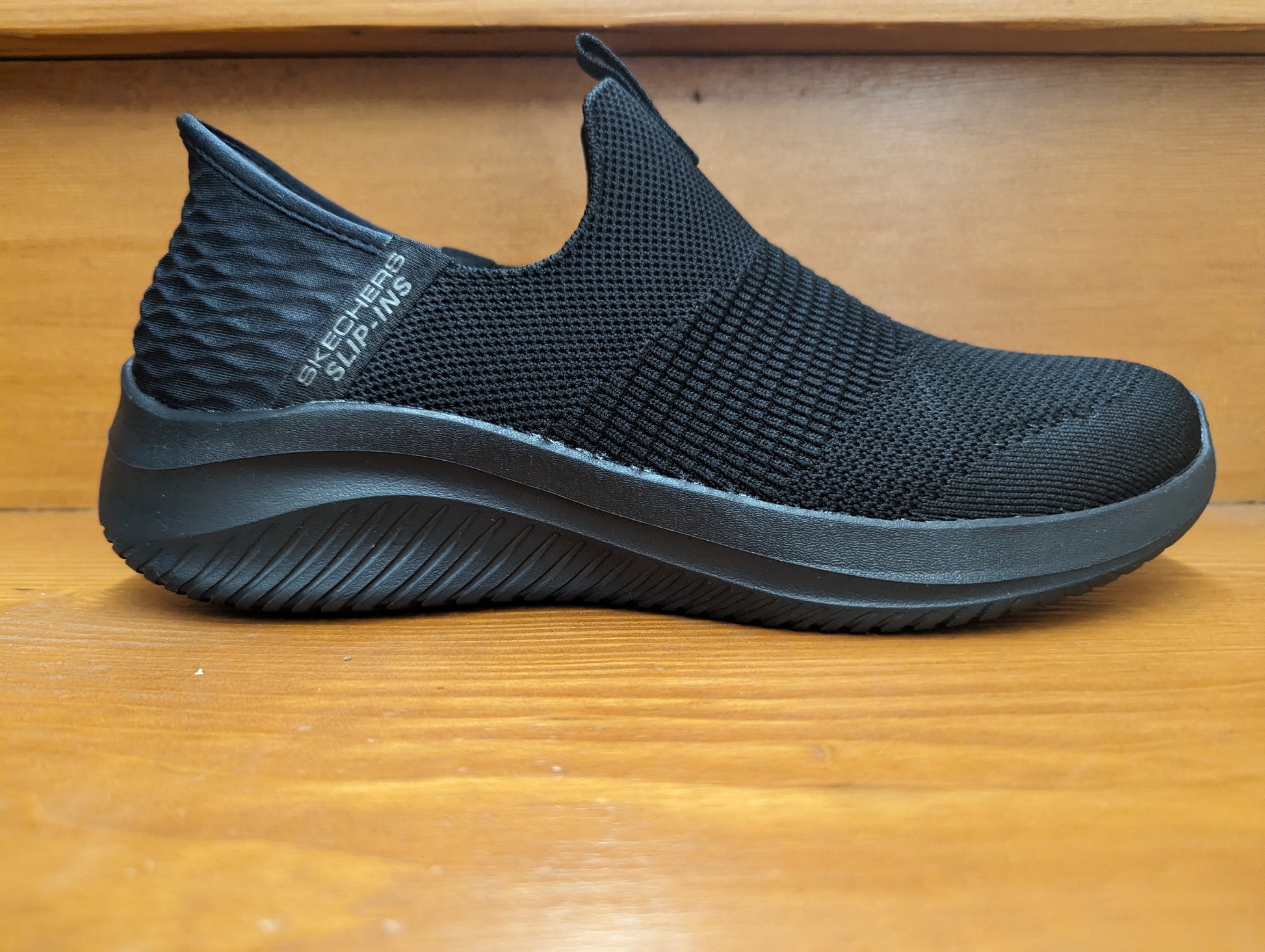 Skechers Step-ins Flex 3.0-Cozy Streak Black/Black 149708 BBK – R.E. Lee Shoe Co