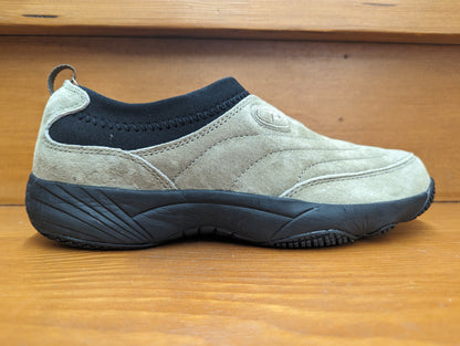 Propet Wash & Wear slip on Gunsmoke Suede M3850
