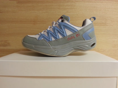 Chung Shi Magic White/Blue ASIS right shoe yellowed from display