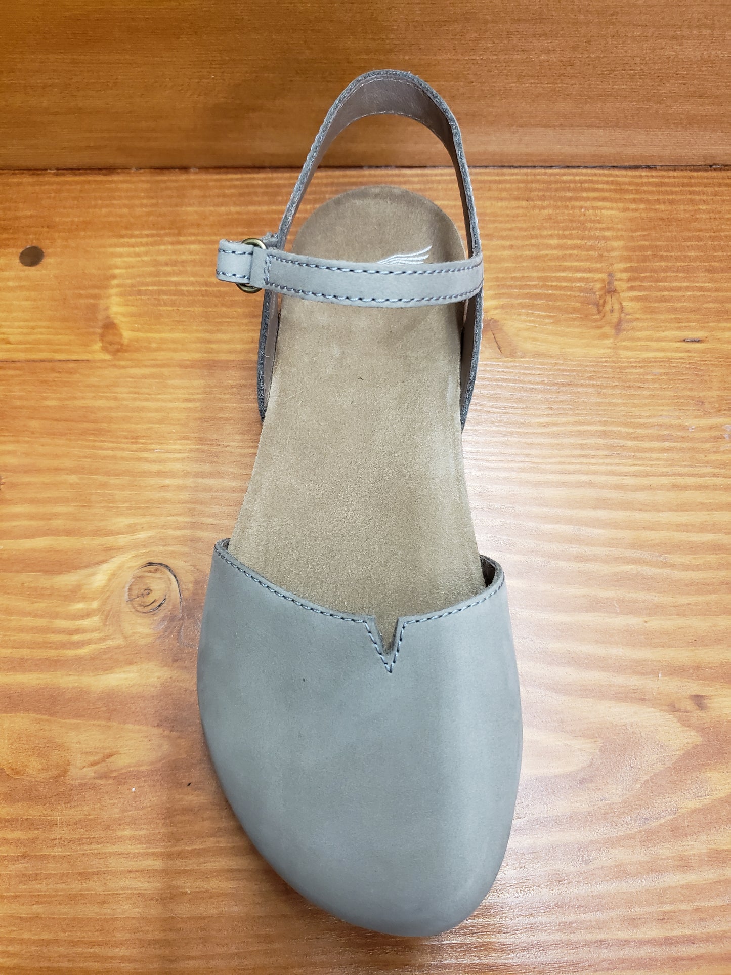 Dansko Rowan Taupe Nubuck
