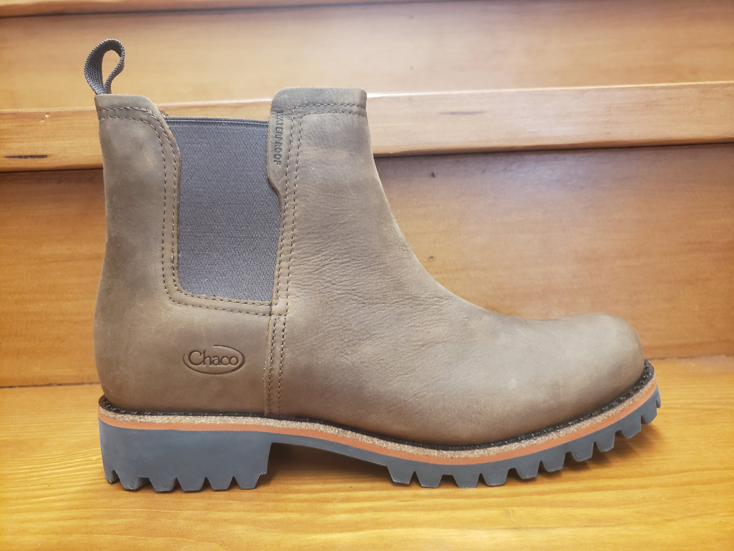 Chaco Fields Chelsea WP Chestnut JCH108886