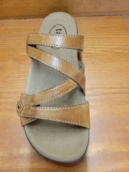 Taos Double U Caramel