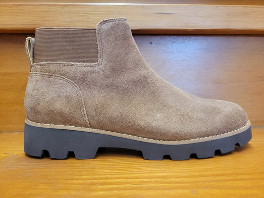 Vionic Brionie Chelsea Boot Monks Robe Suede