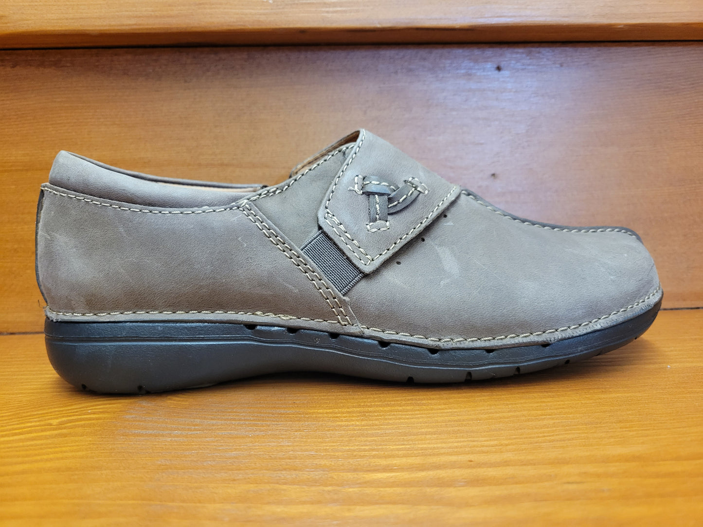 Clarks Unloop Ave Taupe 26168671