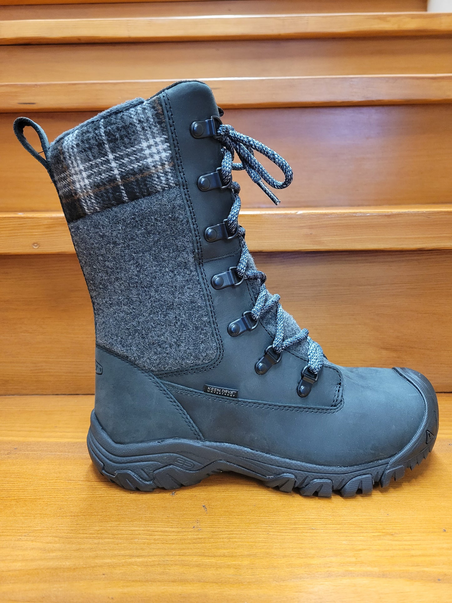 Keen Greta Tall boot WP Insulated Black 1026598